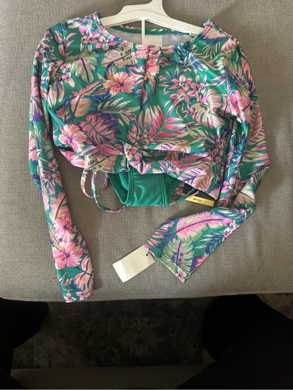 Girls Floral Rash Guard 3 piece Set - Green & Pink Tropical Print 8 (M) youth - Picture 3 of 5